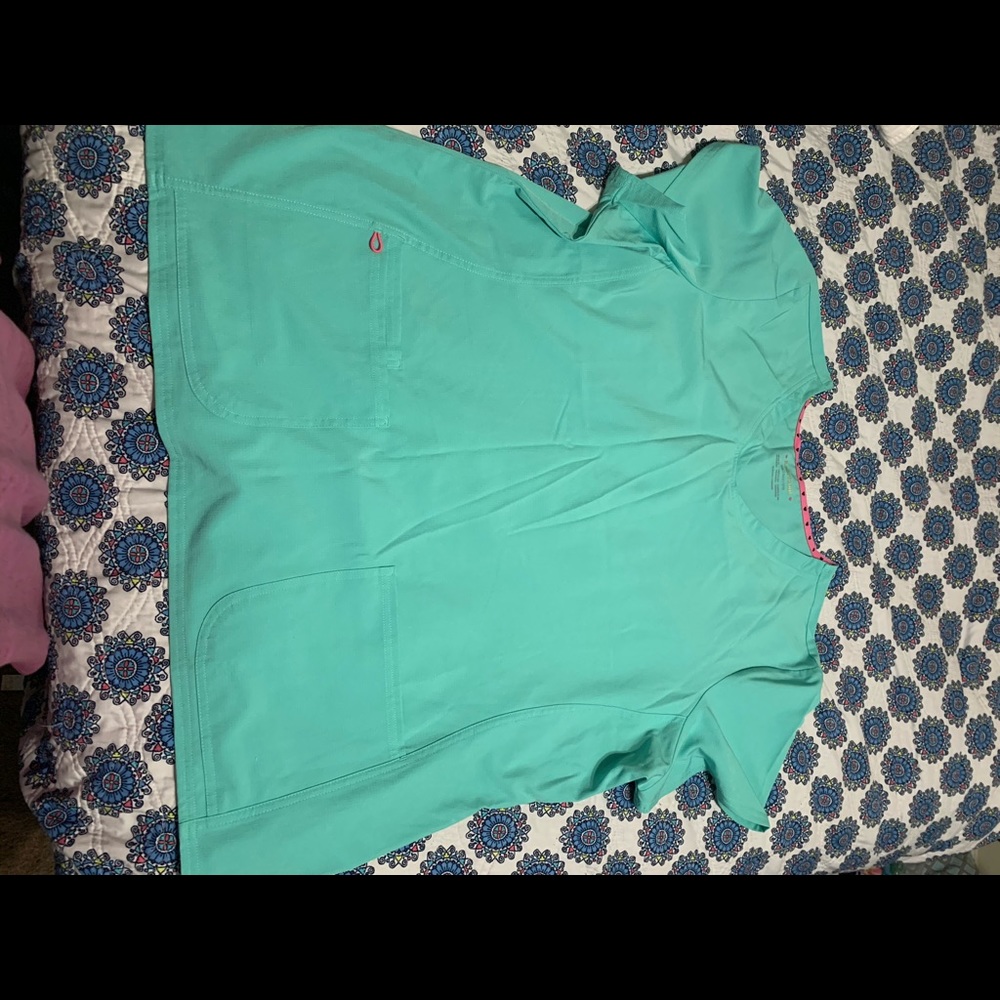 Heart soul Mint scrub top 3xl.